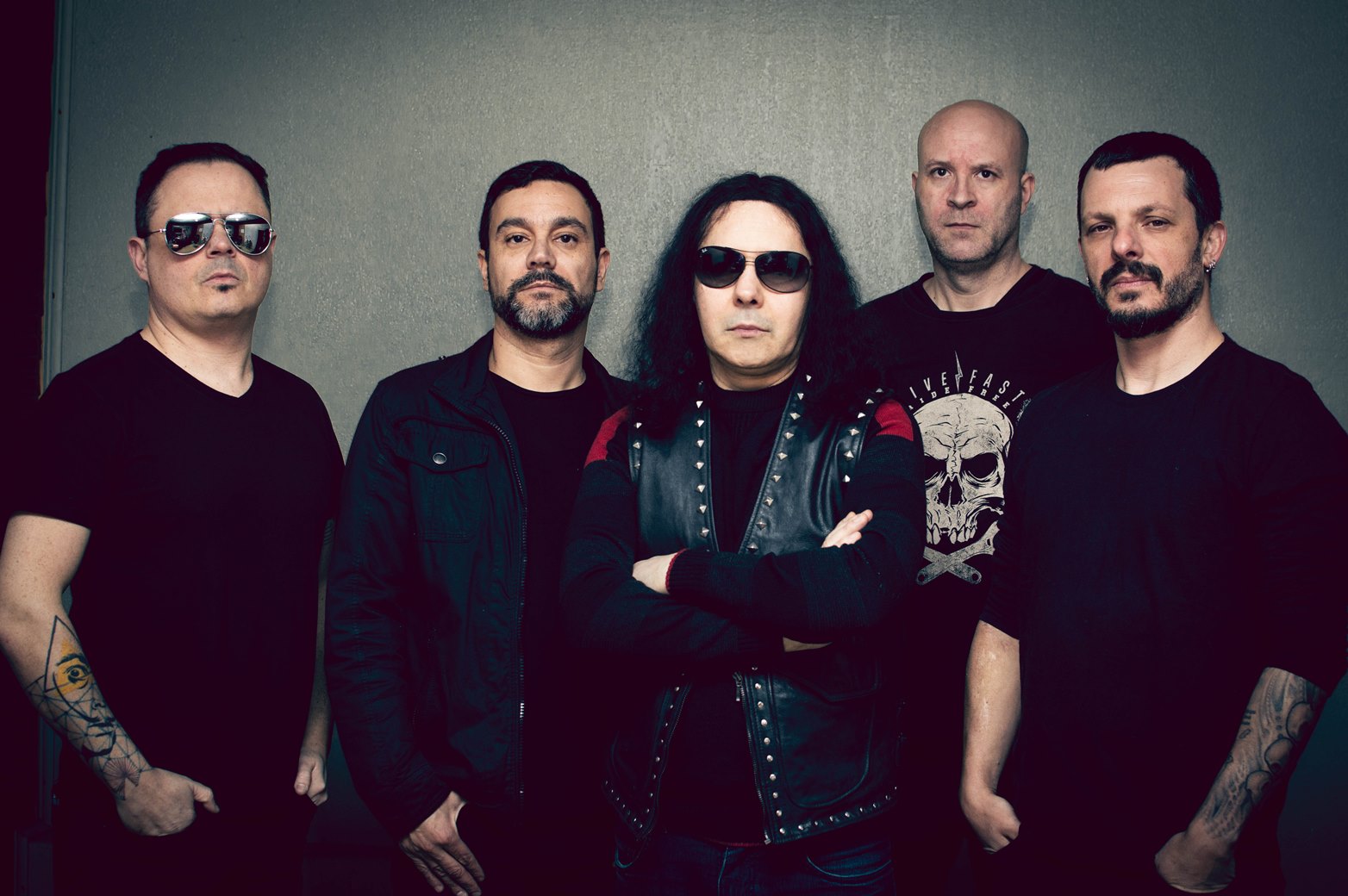 Deadly Shadows lança EP “The World Fell Down”