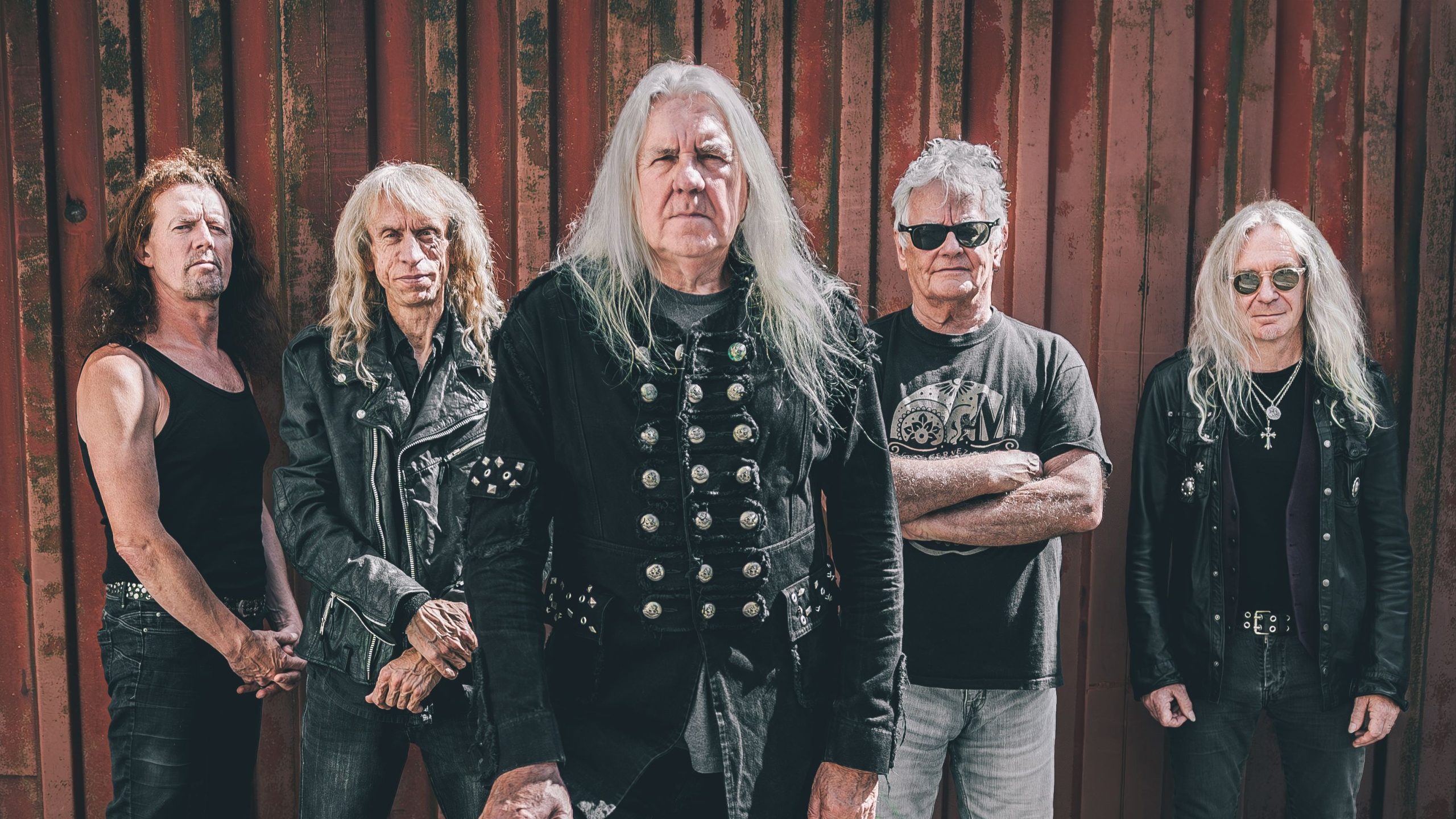 Lendas do heavy metal britânico anunciam o novo álbum “Gods Of Thunder”