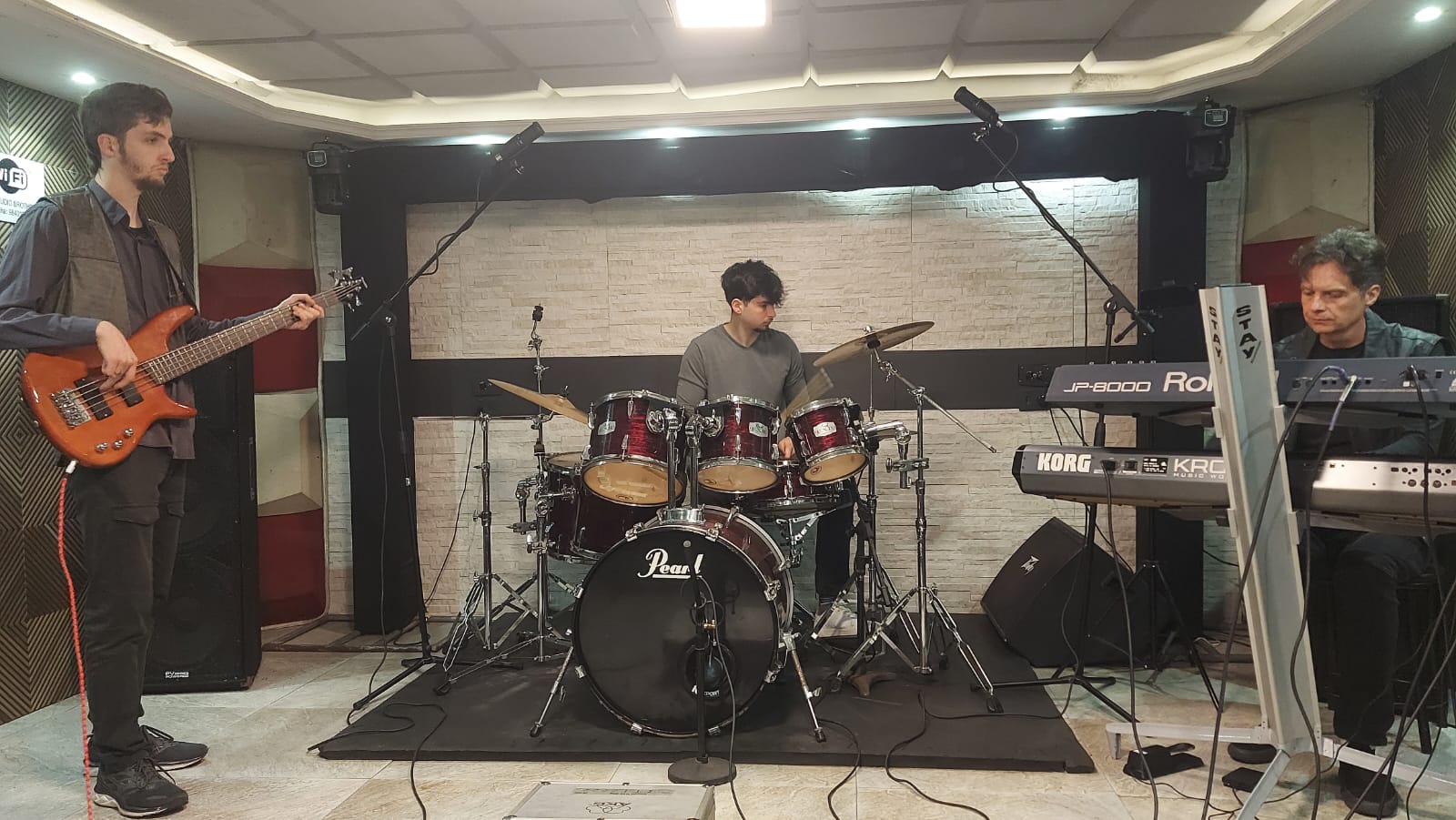 Eloy Fritsch Trio lança vídeo de “Warp Drive” e anuncia show na Noite dos Museus em Porto Alegre