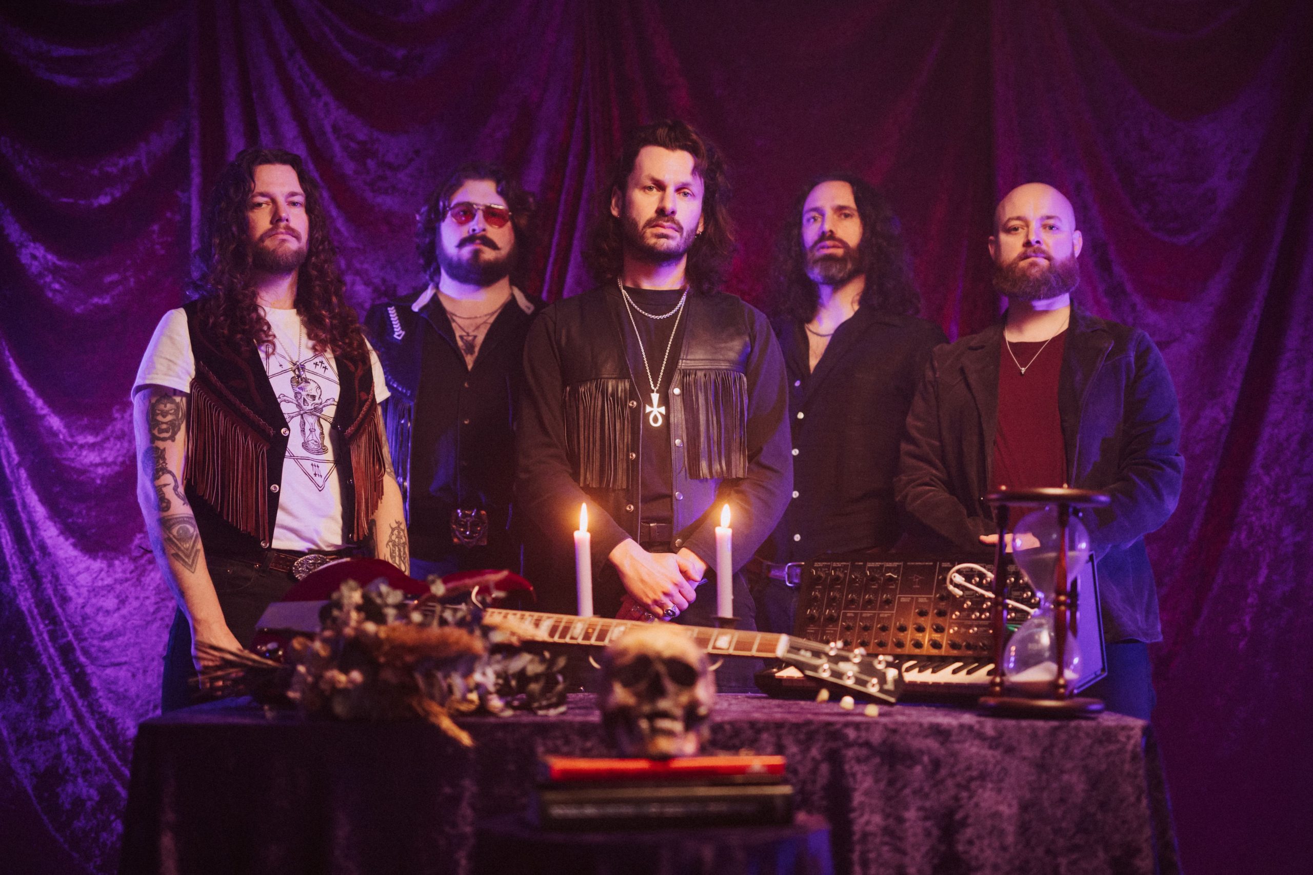 Green Lung lança novo single/videoclipe “Black Magick Radio”